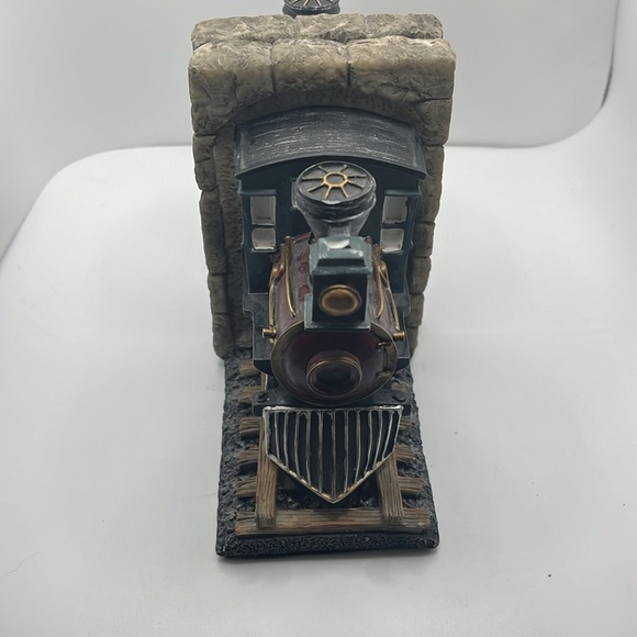 Vintage Steampunk Locomotive Train Engine Resin Bookends 1990s - Picture 9 of 11